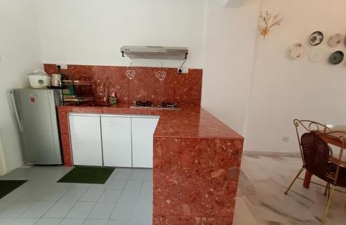 Si Rusa Apartment | Apartment Islam Bayu Beach PD