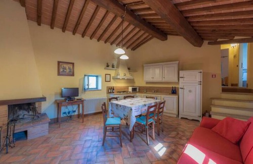 Simignano Other | Apartment for family