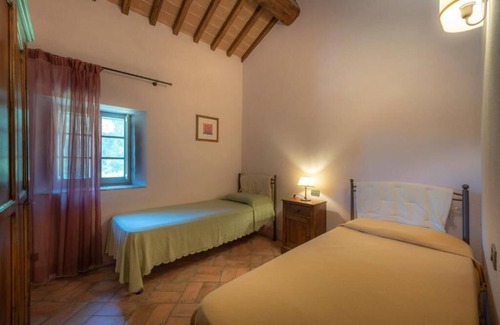 Simignano Other | Apartment for family