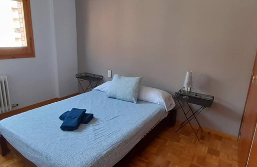 Jaca Apartment | Apartment Jaca, 3 bedrooms, 7 persons