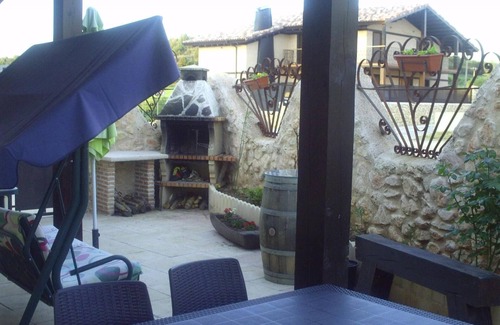 Valdemaluque Apartment | Apartment 'Julia De 1 Habitación' with Mountain View, Wi-Fi and Air Conditioning