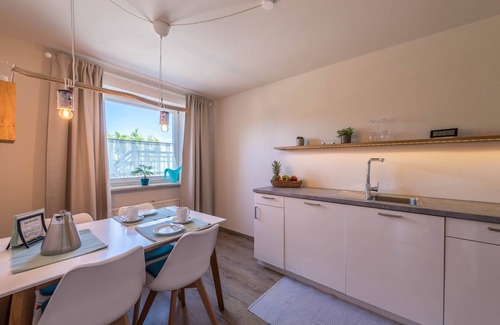 Taching a.See Apartment | Apartment "Julia" with Lake View, Mountain View, Wi-Fi, Garden & Terrace