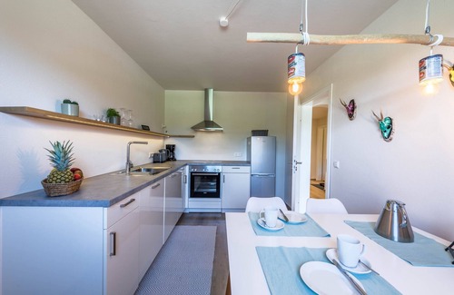 Taching a.See Apartment | Apartment "Julia" with Lake View, Mountain View, Wi-Fi, Garden & Terrace