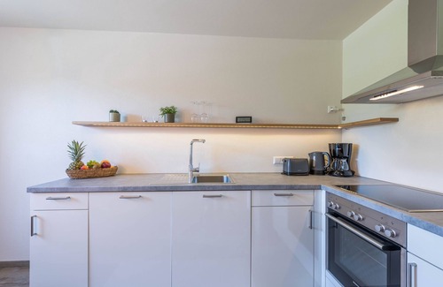 Taching a.See Apartment | Apartment "Julia" with Lake View, Mountain View, Wi-Fi, Garden & Terrace