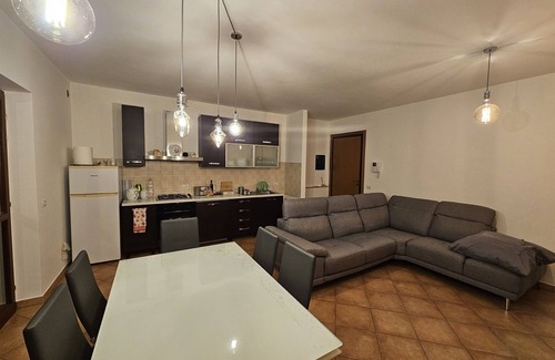 Zona LI La Storta Apartment | Apartment just outside the city
