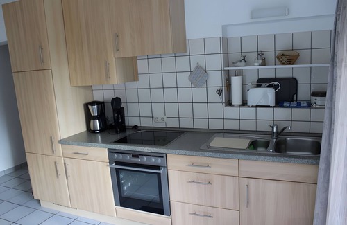 Kronprinzenkoog Apartment | Apartment 'Küstenglück' with Shared Terrace, Private Garden and Wi-Fi