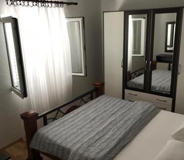 Radanovici Apartment | Apartment K2
