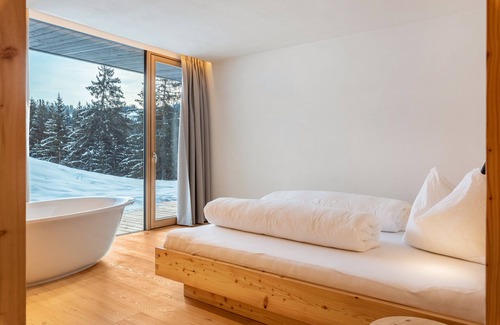 Nova Levante Apartment | Apartment "Karerhof Rosengarten" with Mountain View, Private Garden & Wi-Fi