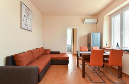 Koromacno Apartment | Apartment Koromacno 2334