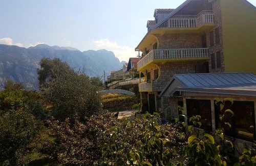 Prcanj Apartment | Apartment Ksenija