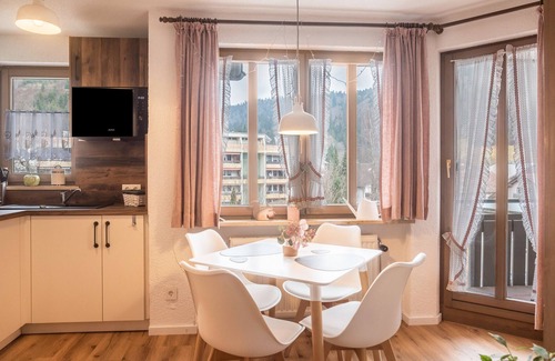 Todtmoos Apartment | Apartment "Kupferkanne 17" with Balcony, Wi-Fi & Mountain View