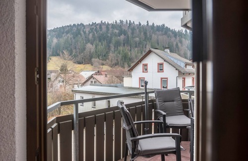 Todtmoos Apartment | Apartment "Kupferkanne 17" with Balcony, Wi-Fi & Mountain View