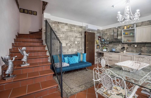 Salionze Apartment | Apartment "Le Case di Erminia Vintage" with Wi-Fi & A/C