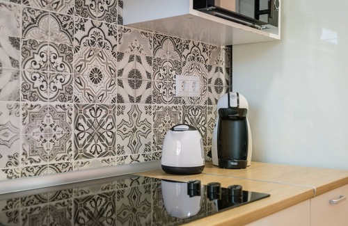 Totalan Apartment | Apartment "La Azomadilla" with Shared Terrace & Wi-Fi