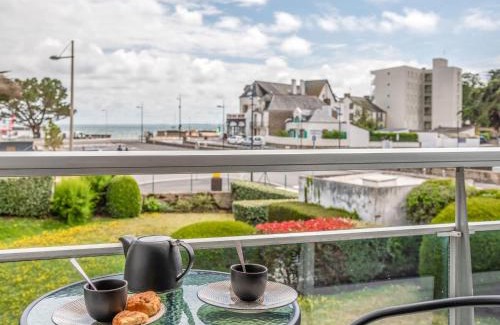 Carnac Apartment | Apartment La Cormorane-5 by Interhome