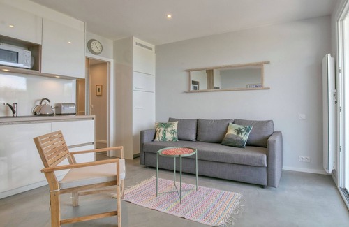 La Baule-Escoublac Apartment | Apartment 'La Baule - Bora Bora - Face Mer' with Sea View, Private Terrace and Wi-Fi