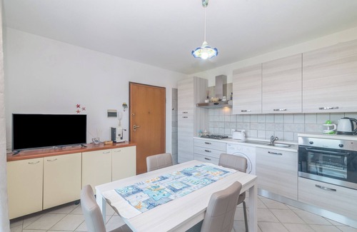 Palau Apartment | Apartment 'La Gioia' with Sea View, Wi-Fi and Air Conditioning