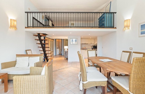 Bosa Historic Centre Apartment | Apartment 'La Residenza Color Del Mare' with Balcony, Wi-Fi and Air Conditioning