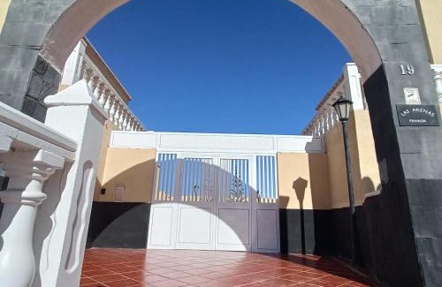 Caleta de Fuste House | Apartment Las Arenas - Las Casas de Aron
