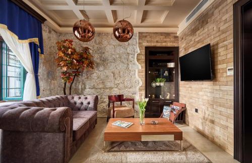 Skaljari Apartment | Apartment Lav in the City Centre