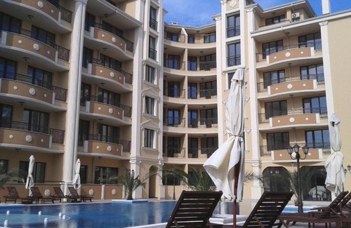 Pomorie Apartment | Apartment Lazur, Flora Beach Resort