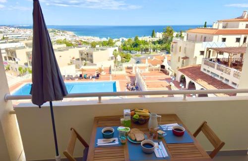 Patio Apartment | Apartment Les 3 Dauphins in Albufeira