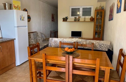 Camarles Apartment | Apartment 'Les Casetes Del Mas 1' with Mountain View, Wi-Fi and Air Conditioning