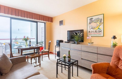 Ciboure Apartment | Apartment Les Hauts de Bordagain-3 by Interhome
