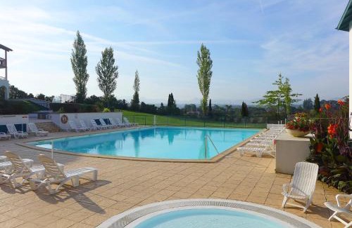 Arcangues Apartment | Apartment Les Terrasses d'Arcangues-5 by Interhome