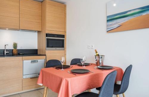 Carnac Apartment | Apartment Les Villas du Men Du-2 by Interhome