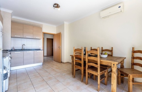 Armacao de Pera Apartment | Apartment Lesley - great location!