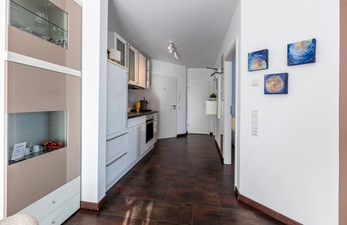 Hertingen Apartment | Apartment 'Linnea' with Balcony and Wi-Fi