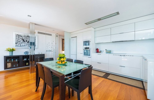 Portocolom Apartment | Apartment 'Llevant' with Sea View, Wi-Fi and Air Conditioning