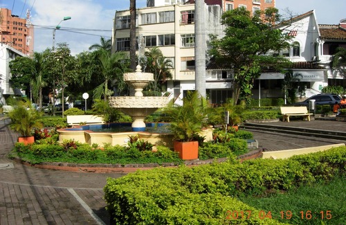 Cali Apartment | Apartment located in a historic area with air conditioning