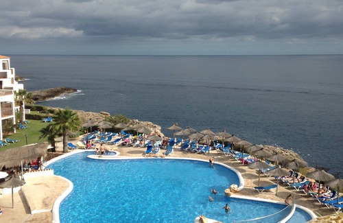 Cala d'Or Apartment | Apartment located on the seafront with communal swimming pool