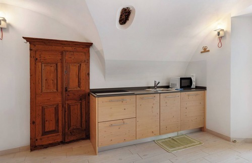 Dorsino Apartment | Apartment 'Logge Dei Paroloti Agnese' with Mountain View, Shared Terrace and Wi-Fi