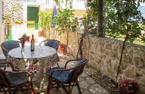 Vinjerac Apartment | Apartment Lukeni by Interhome