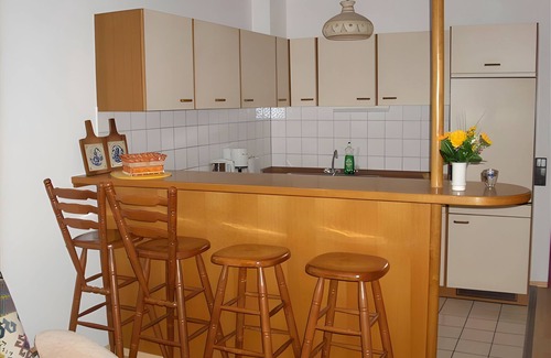 Wasserburg Apartment | Apartment 'Müller Dietrich' with Private Terrace and Shared Garden