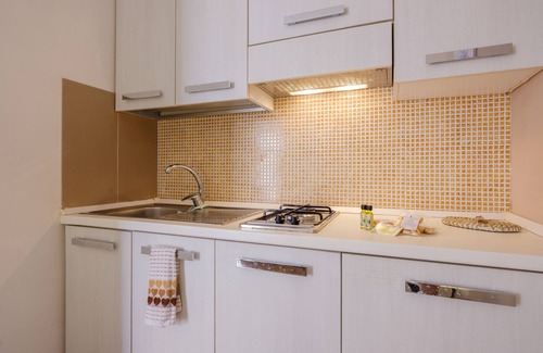 Borgagne Apartment | Apartment 'Mamba House 3' with Private Terrace, Shared Garden and Air Conditioning