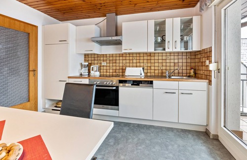 Ohningen Apartment | Apartment 'Maria' with Lake View, Balcony and Wi-Fi