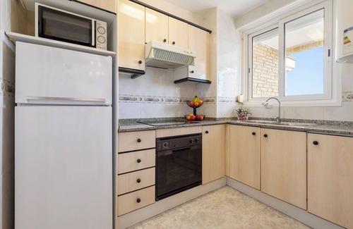 Salou Apartment | Apartment 'Mas' with Sea View, Wi-Fi and Air Conditioning
