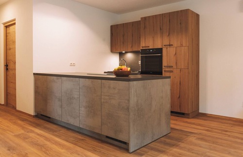 Lana Apartment | Apartment 'Matscherhof Family 1' with Mountain View, Wi-Fi and Air Conditioning