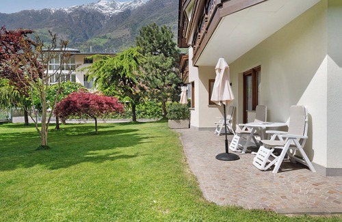 Plaus Apartment | Apartment 'Mayr Zwei' with Mountain View, Private Terrace and Wi-Fi