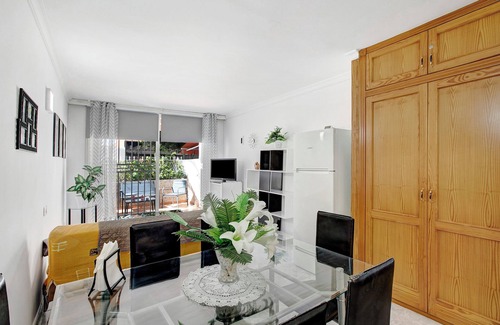 Arona Apartment | Apartment "Mertxe" with Shared Pool and Wi-Fi