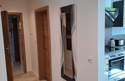 Heringhausen Apartment | Apartment 'Mit 60qm' with Mountain View, Private Terrace and Wi-Fi