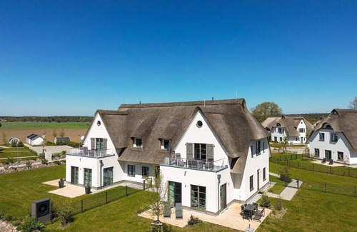 Stolpe auf Usedom Apartment | Apartment mit Terrasse - Edvard Grieg - Inseldomizil Stolpe - Urlaub Unter Reet auf Usedom