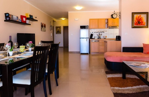 Utjeha Apartment | Apartment MONTENEGRO incl. WiFi ✓ SAT-TV ✓ Climate ✓ Panoramic sea view ✓ Parking