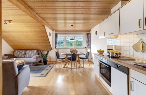 Sankt Peter Apartment | Apartment 'Morgenrot' with Shared Garden, Balcony and Wi-Fi