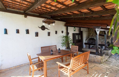 Motovun Apartment | Apartment Motovun 1 comfortable, spaceous, garden, terrace. view, parking