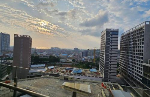 Lubuk Baja Apartment | Apartment Nagoya Thamrin City - Dream Homestay